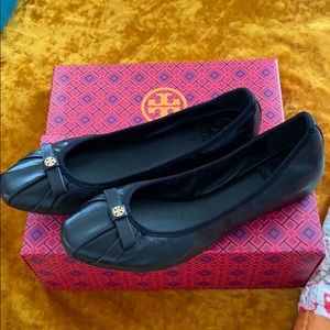 Tory Burch Ally Ballet Flats Like New in Box
